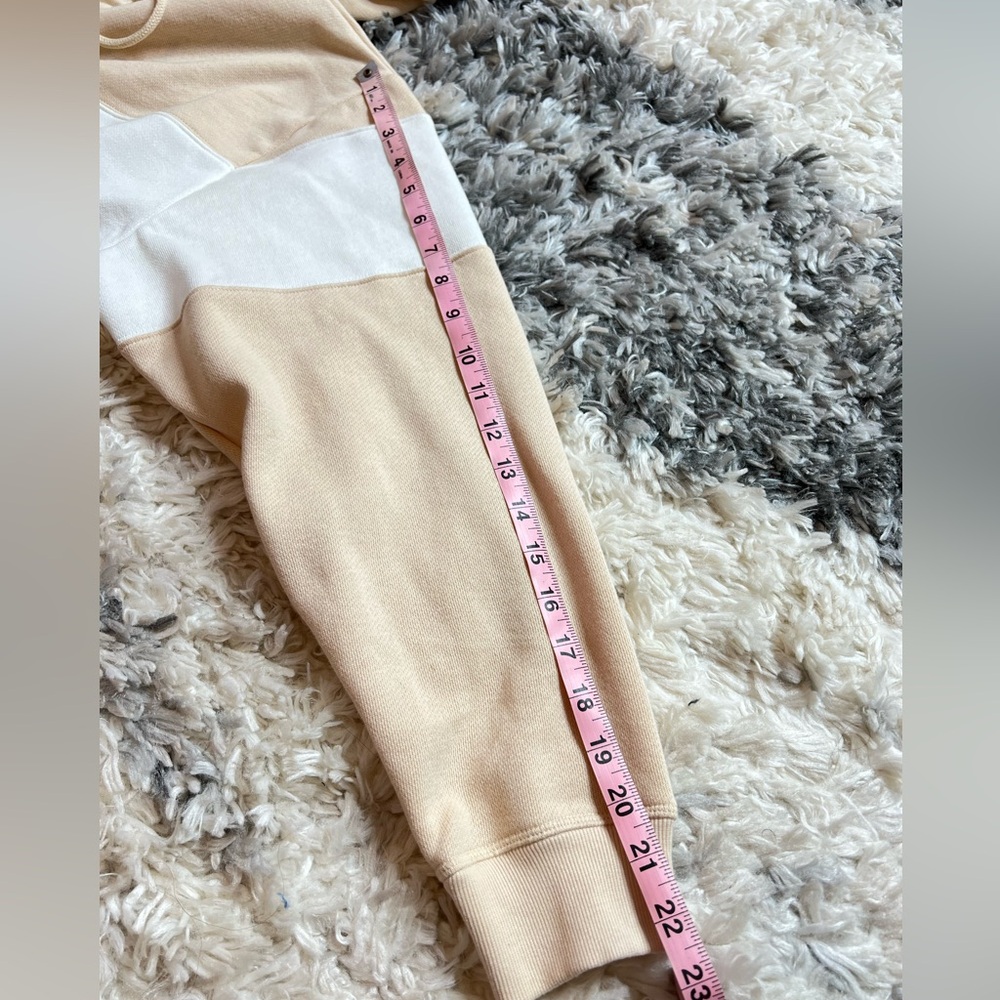 PINK Everyday Fleece Cropped Hoodie - Picture 6 of 8